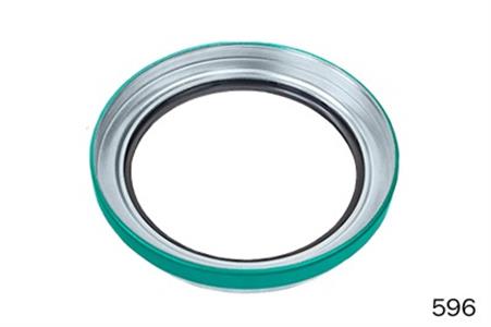 RETENTOR CUBO RODA TRAS VM 596 